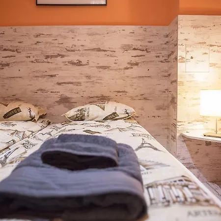 Appartement Flower Home 1 *